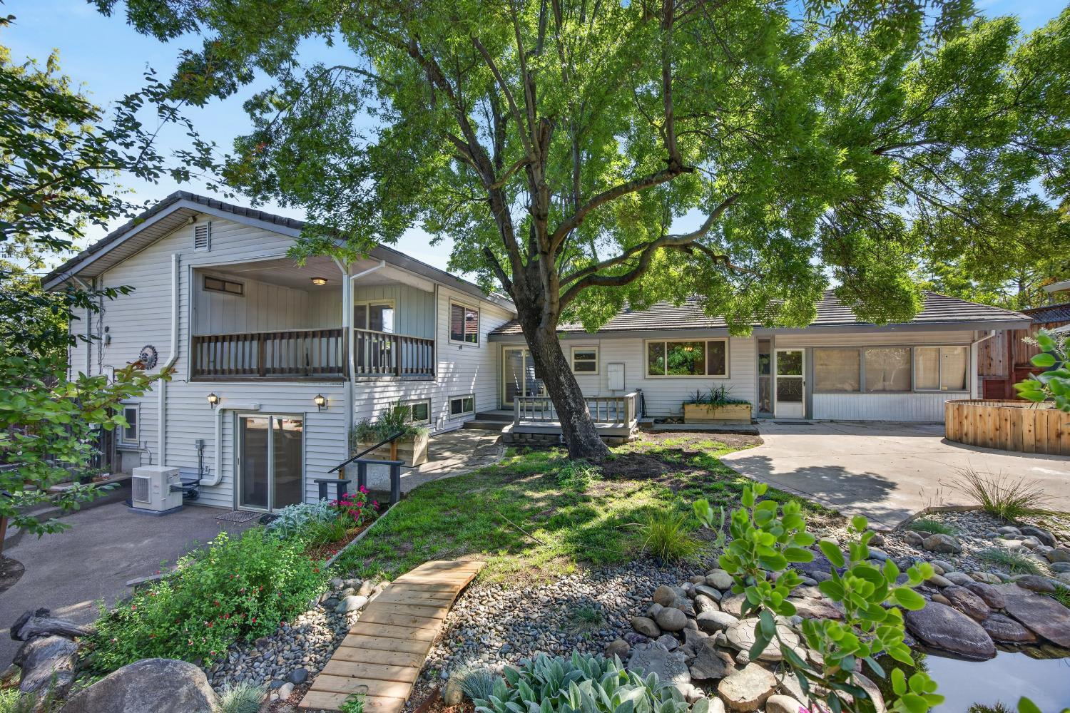 5637 Longwood Way — photo
