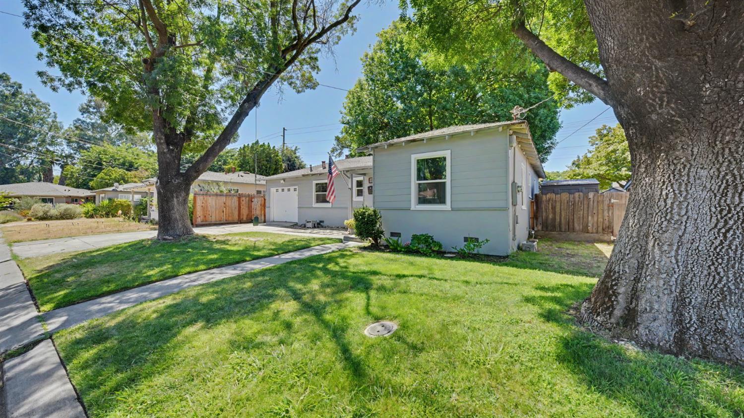 442 Coleman Court — photo