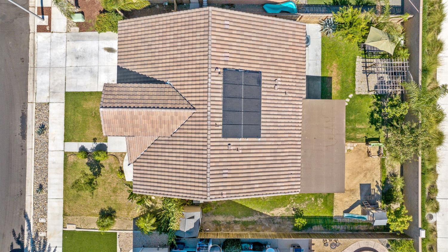 757 Strada Street, Lemoore, CA 93245 — photo 2