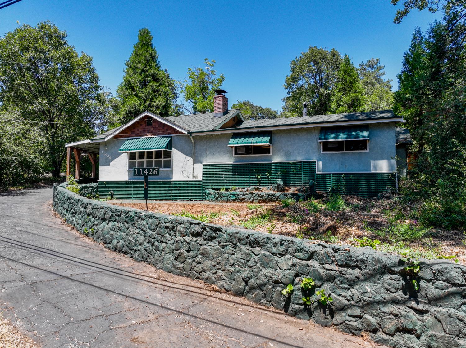 11410 Squirrel Creek Road — photo