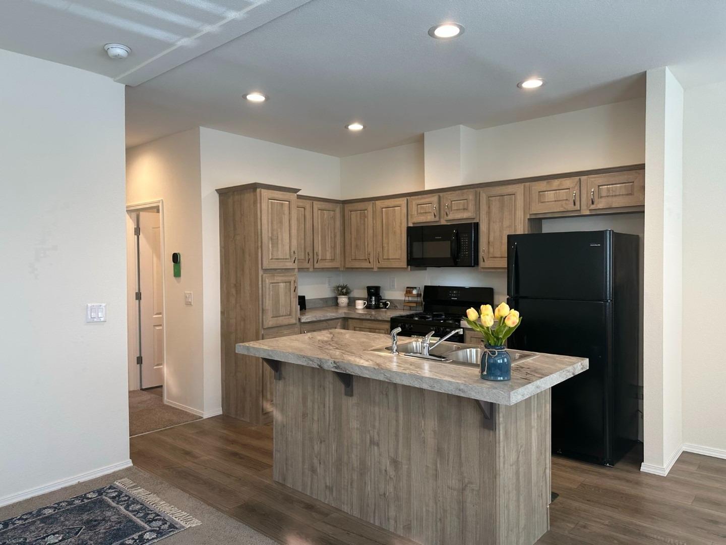 5812 Cedars Road #3, Redding, CA 96001 — photo 2