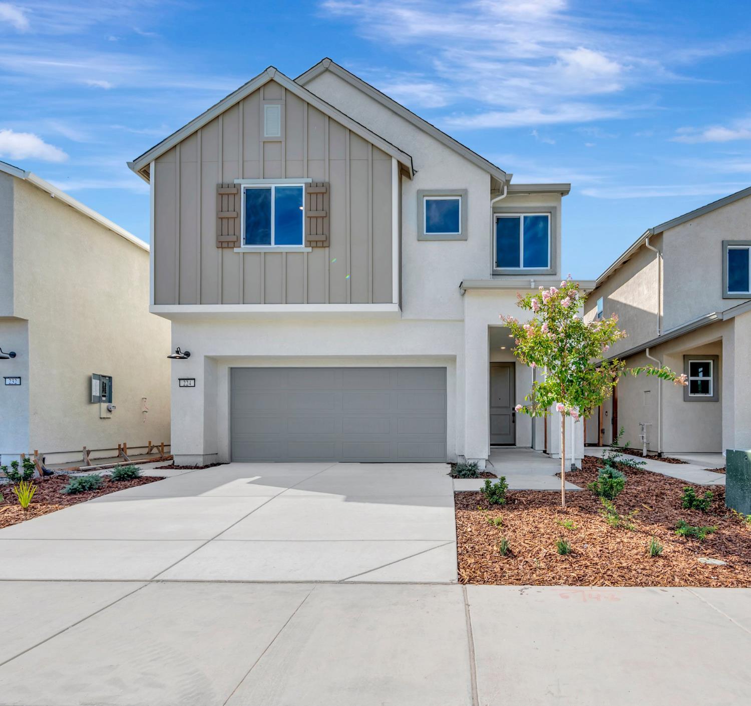 224 Shiplap Circle — photo