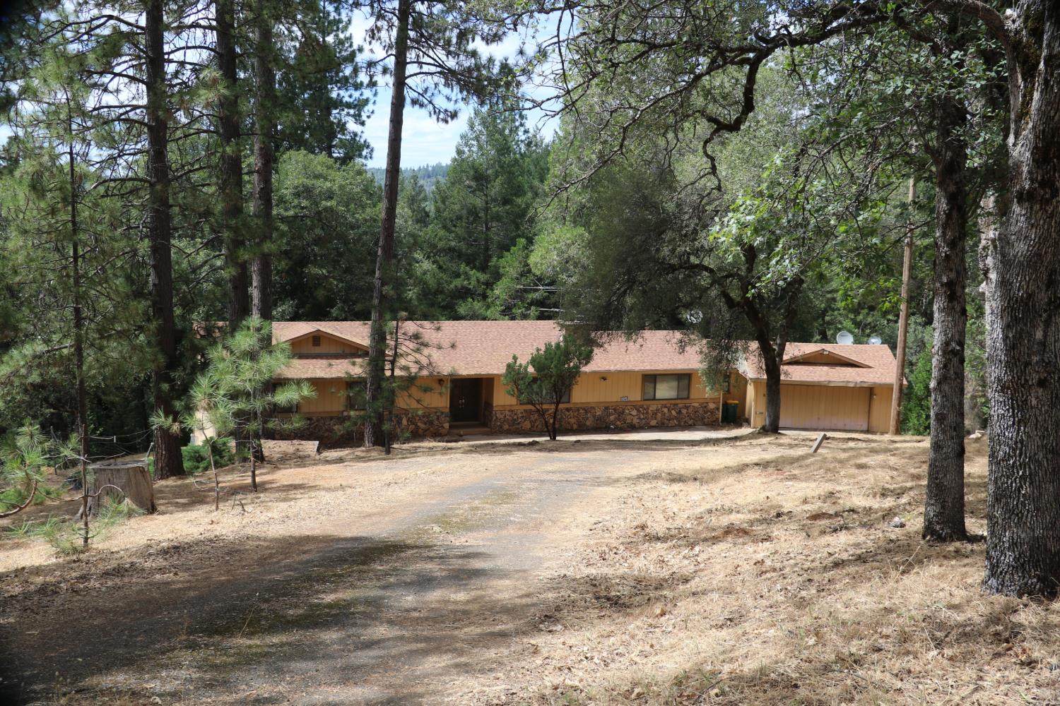 5088 Coyote Hill Rd — photo