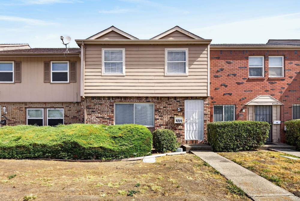 4221 Brookfield Drive — photo