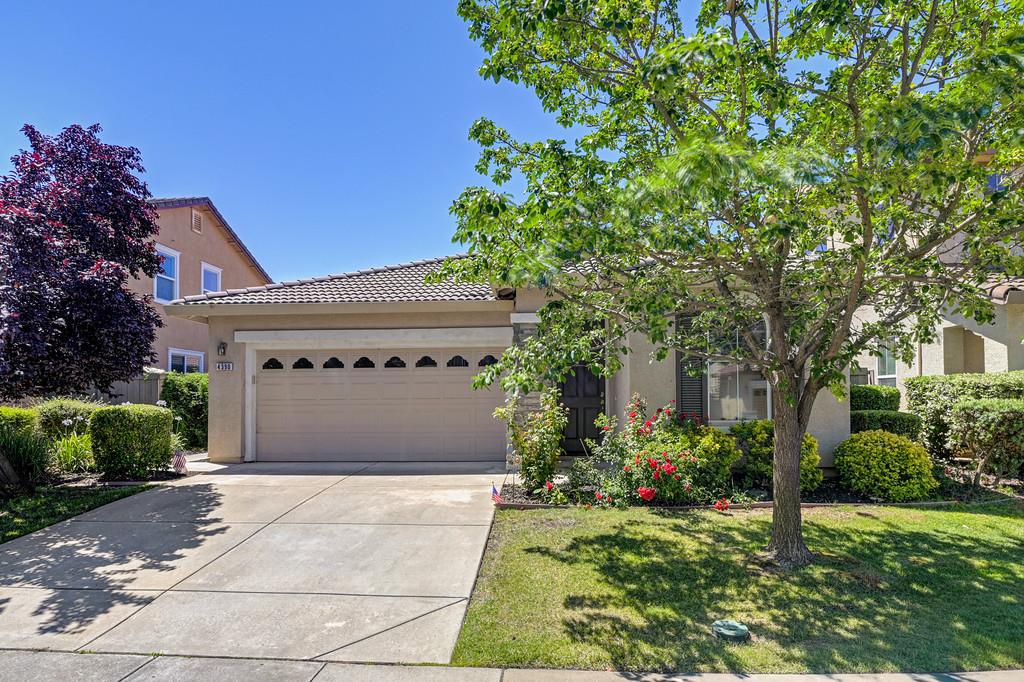 4390 Niobe Circle — photo