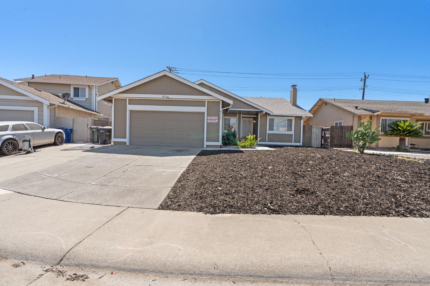 8116 Steinbeck Way — photo