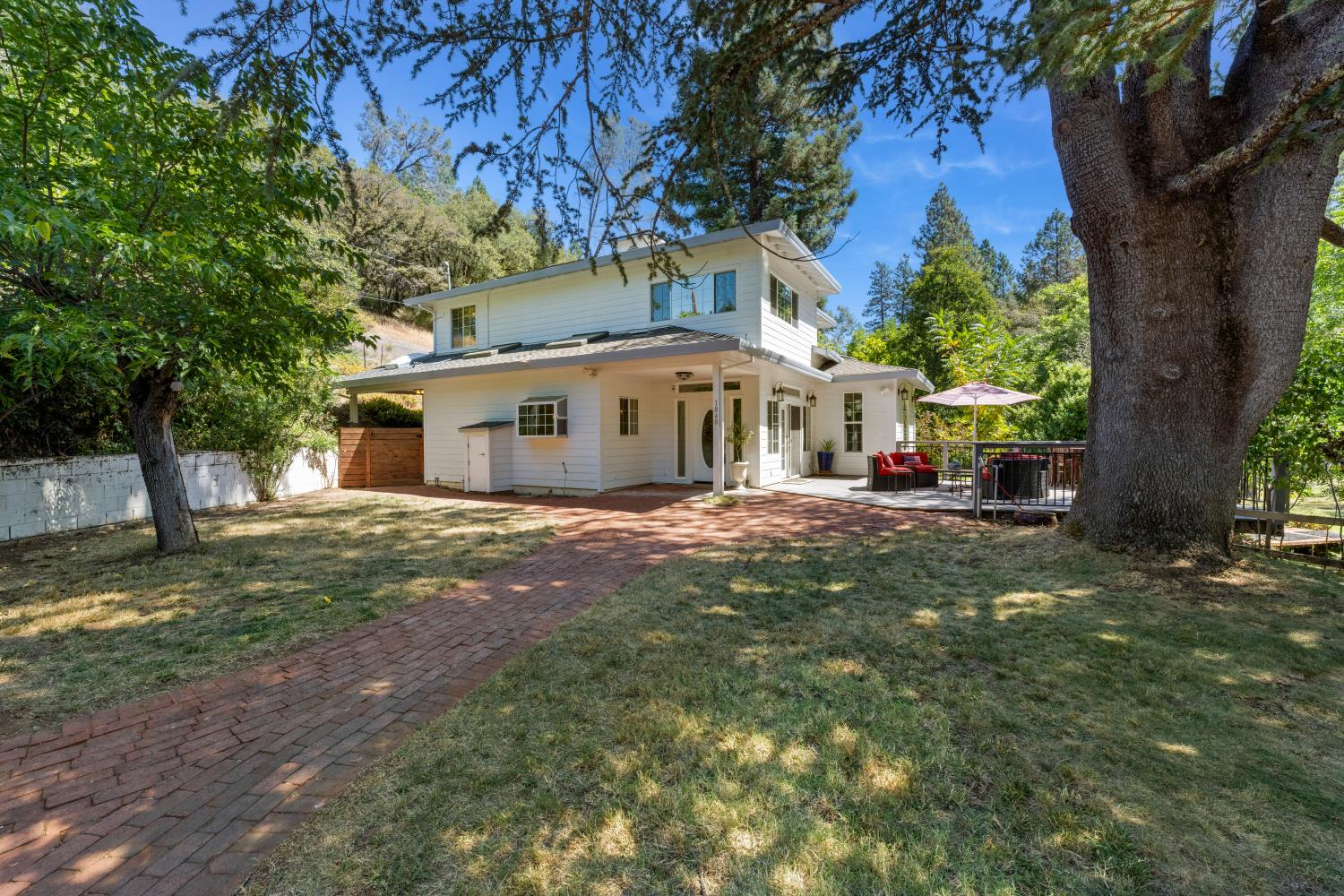 1040 Dog Bar Road — photo