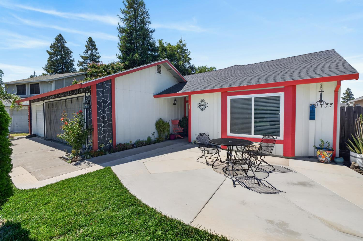 5141 Almsbury Drive — photo