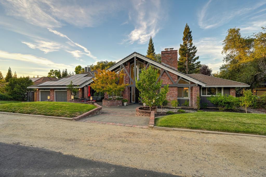 7625 Woodborough Drive — photo