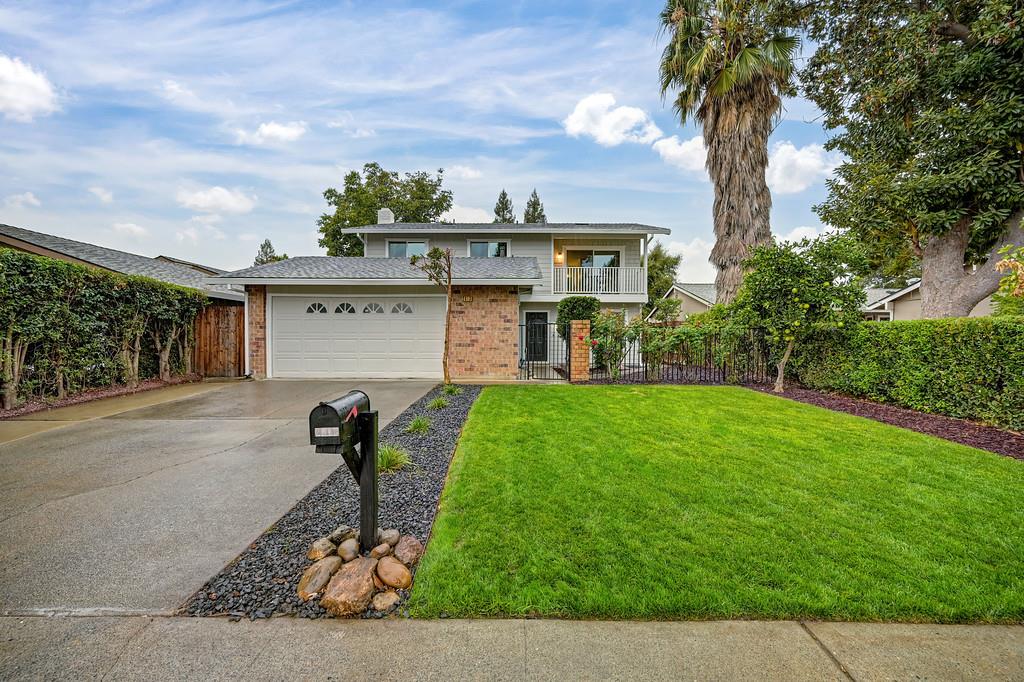 2613 Yuma Cir — photo