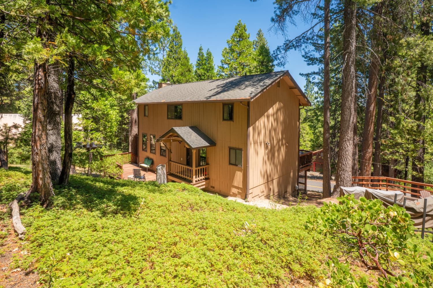 2707 Navajo Drive — photo