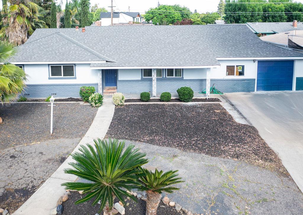 1124 Lakewood Avenue — photo