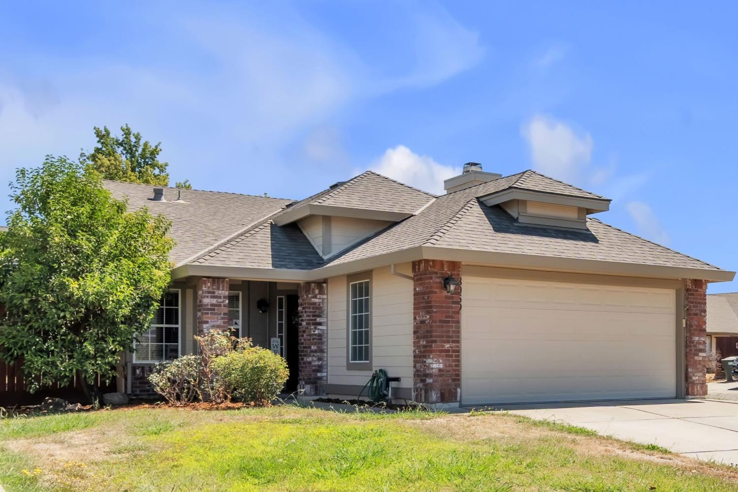 8059 Ventnor Court — photo
