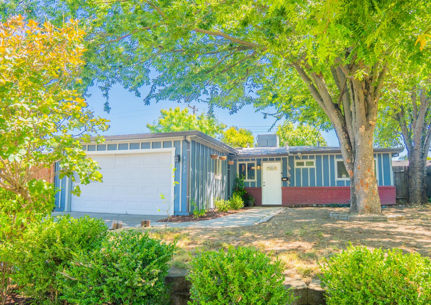 4132 David Dr — photo