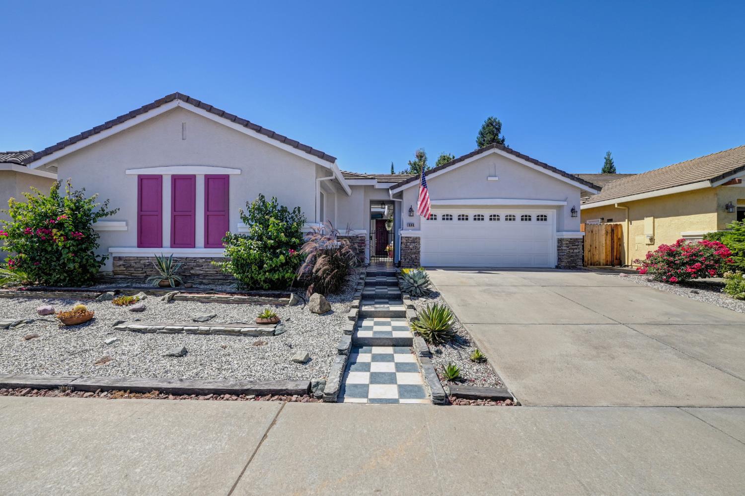 10040 Prairie Dunes Way — photo
