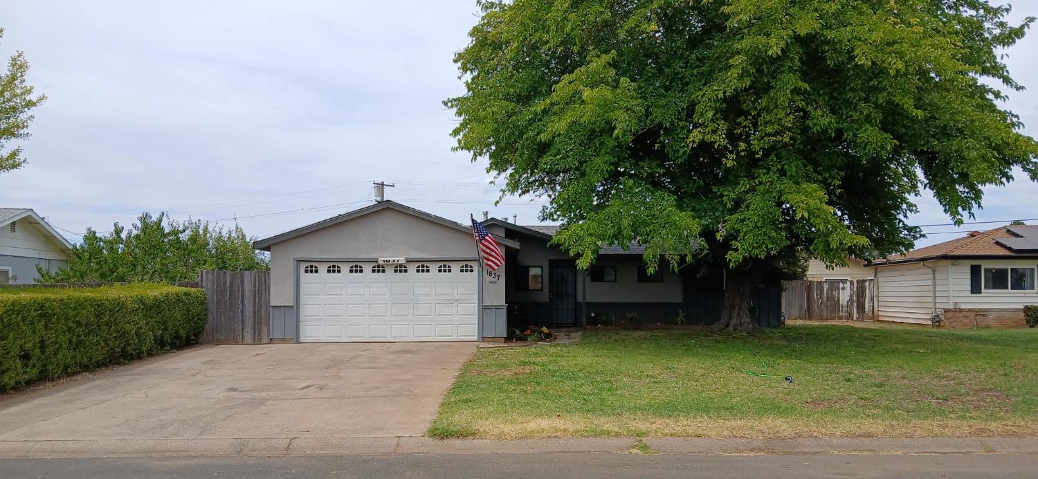 1837 Park Circle — photo