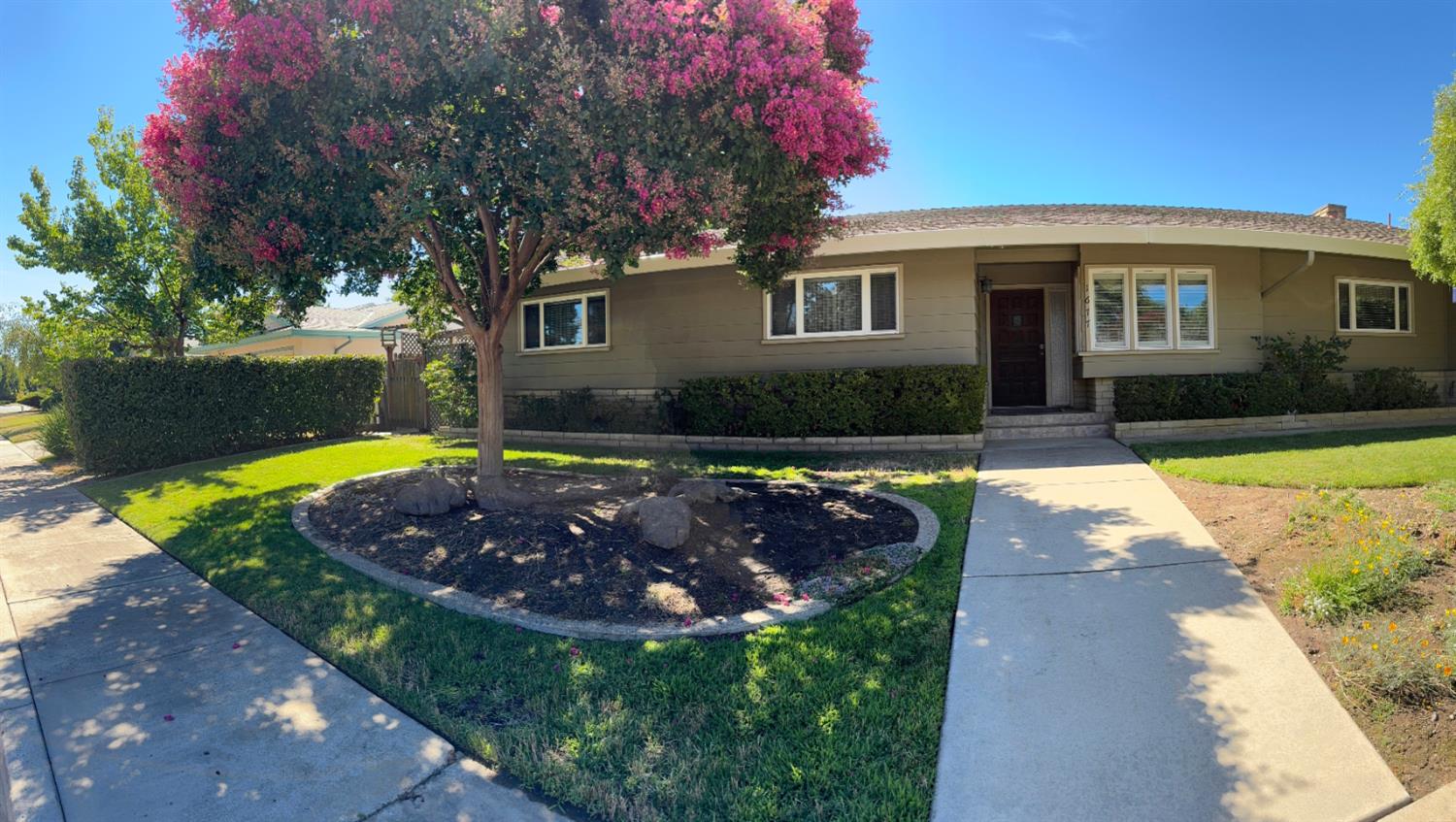 1677 Poplar Street — photo