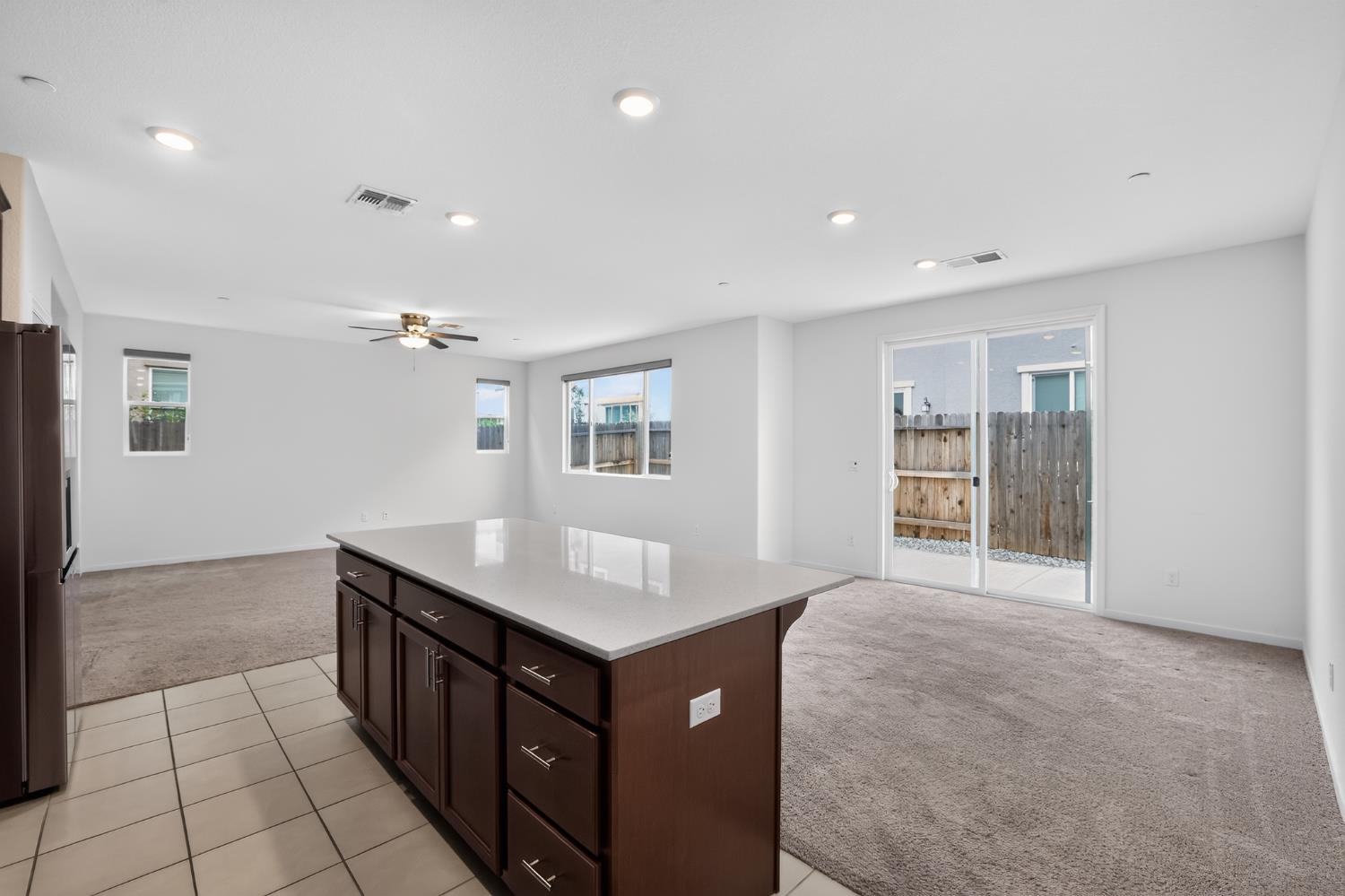 3209 Auburn Leaf Loop, Folsom, CA 95630 — photo 2