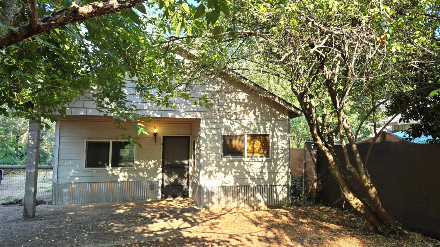 10379 Carey Drive — photo