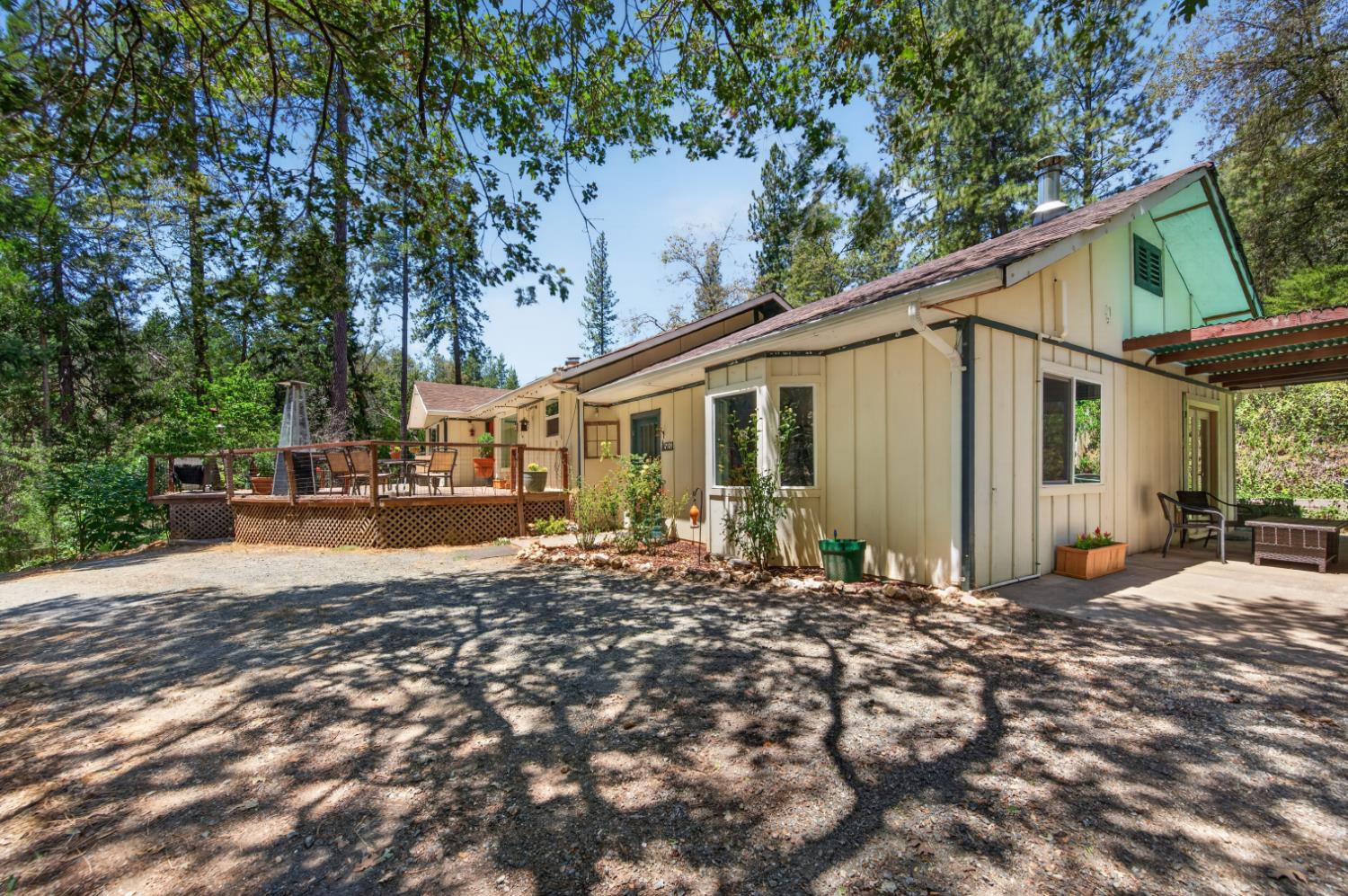 5131 Hackomiller Road — photo