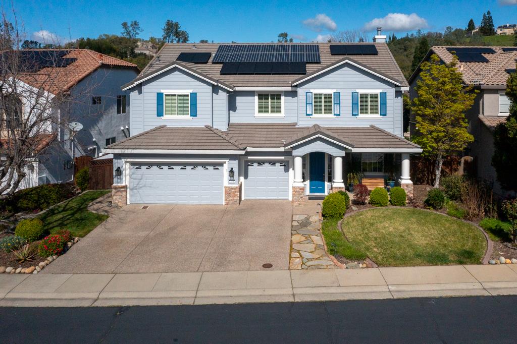 319 Stagestop Court — photo
