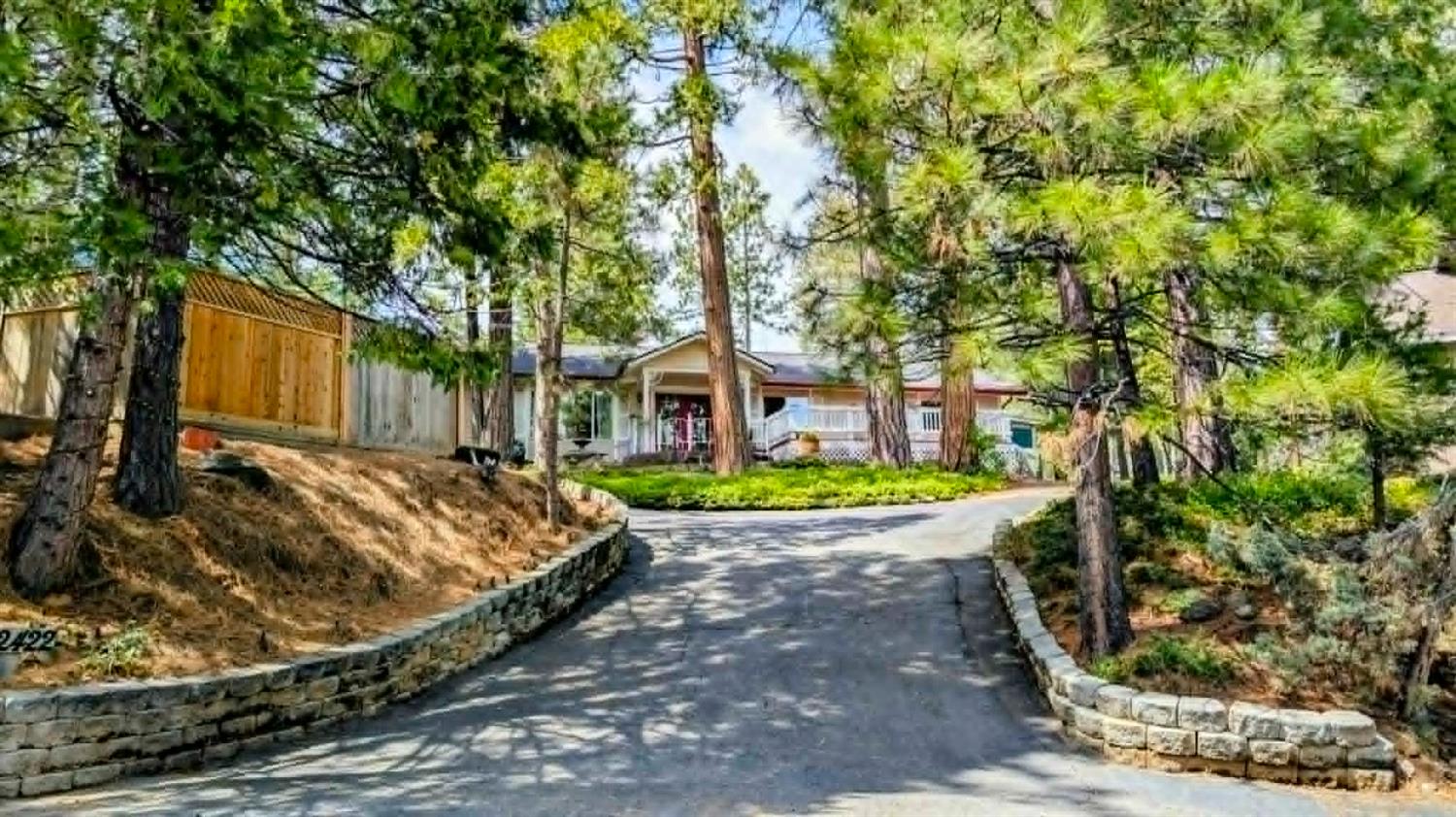 22422 Conte Court — photo