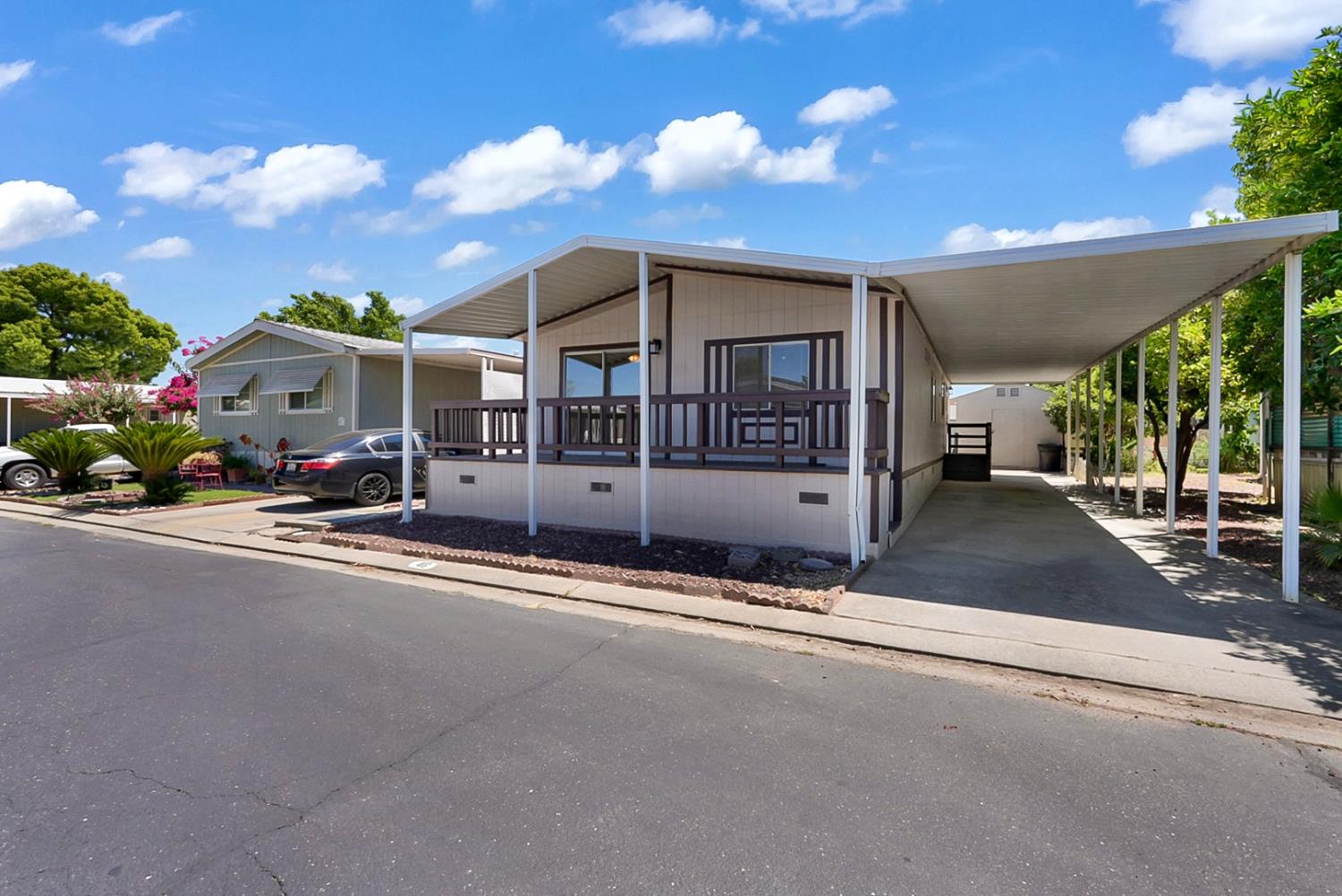 1200 S Carpenter Road 48 — photo