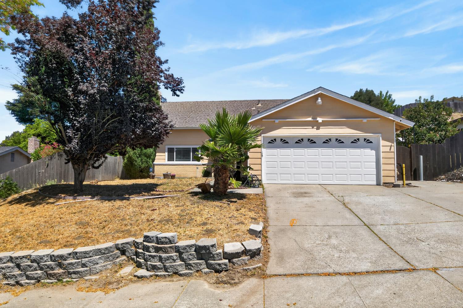 807 Reef Point Drive — photo