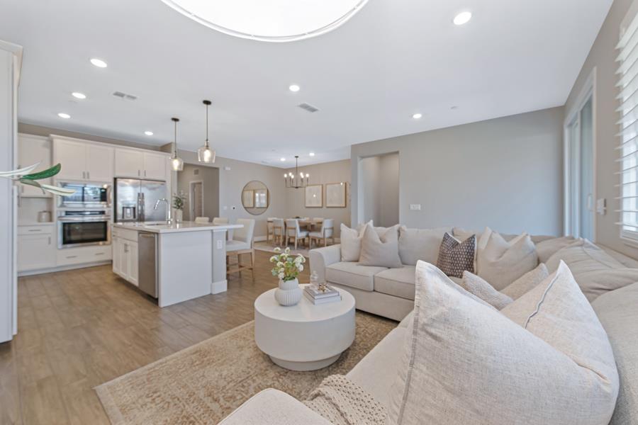 4406 Hawkfinch Circle — photo