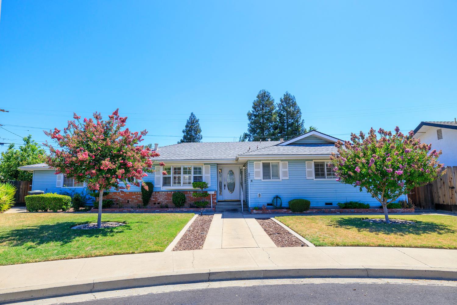 1240 Linn Court — photo