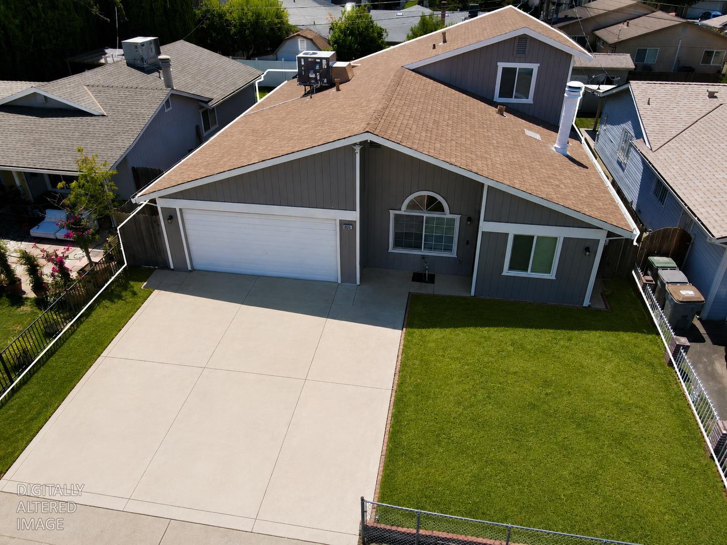 1025 Carrie Street — photo
