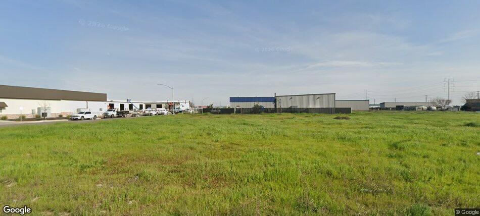 4456 Farm Supply Drive — photo