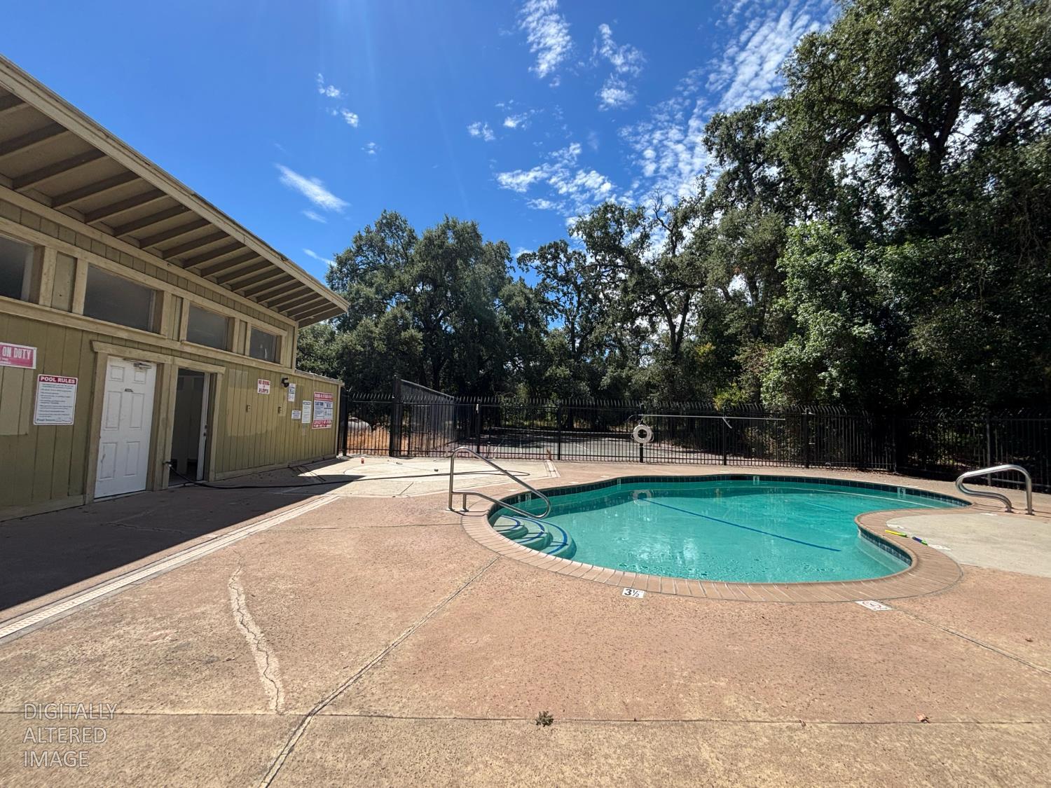 720 Sunrise Avenue 51 — photo