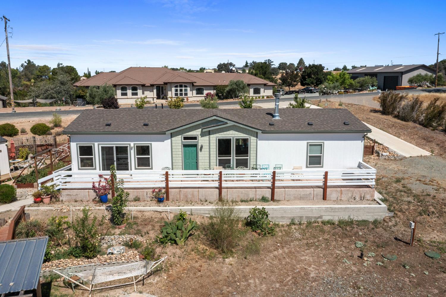 2734 Ross Drive — photo