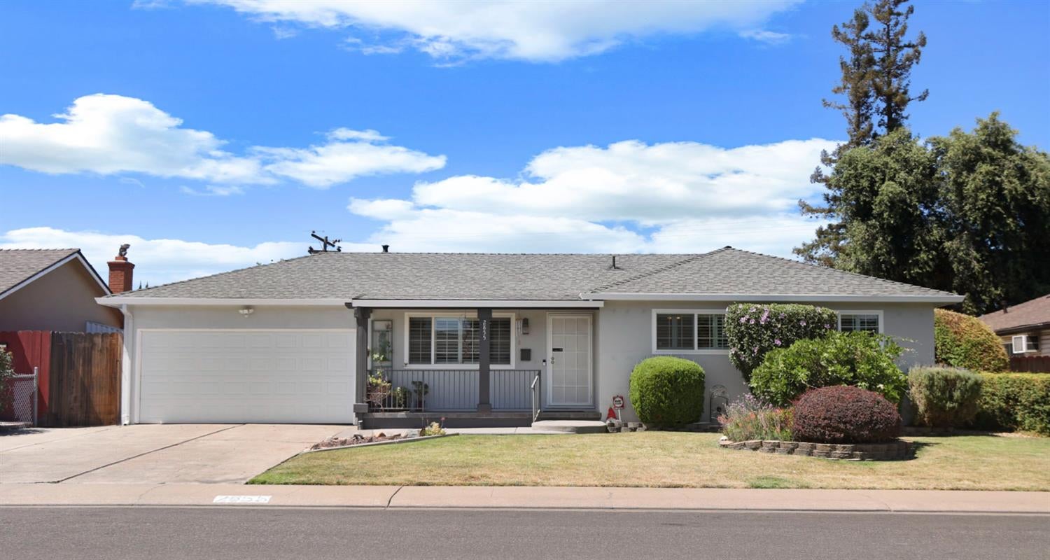 2855 Del Rio Drive — photo
