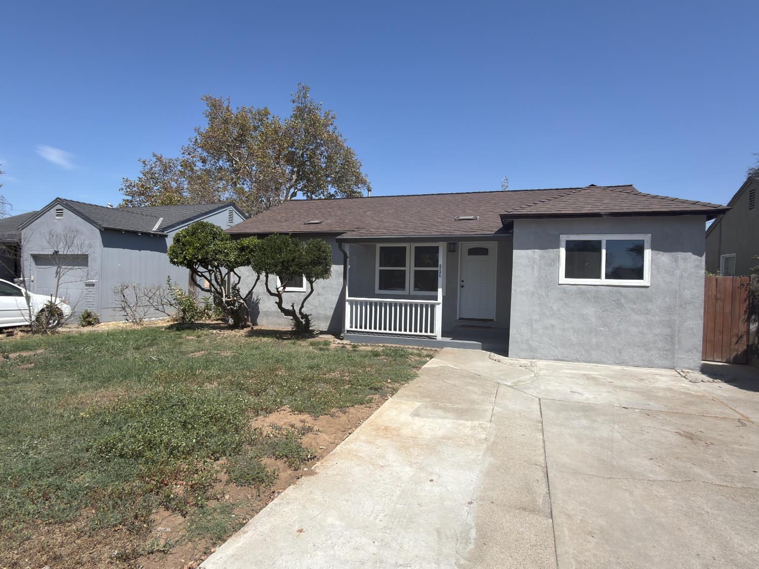 3836 Lily Street — photo