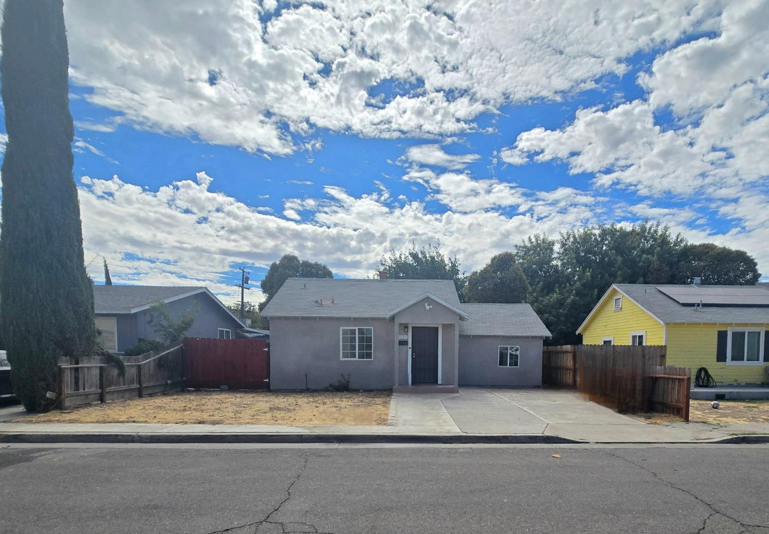 1221 Center Lane — photo
