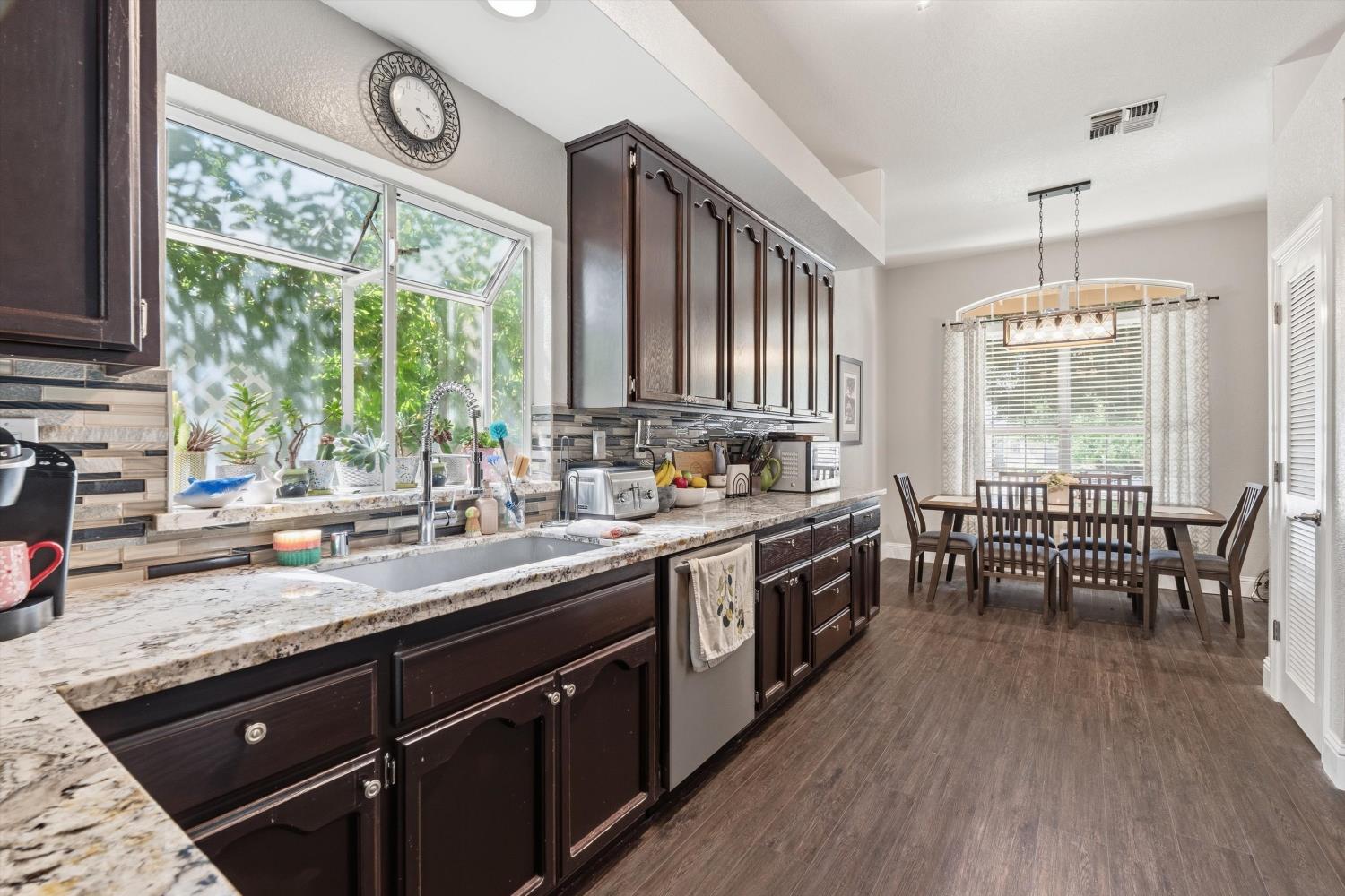 4900 Eagle Peak Court — photo