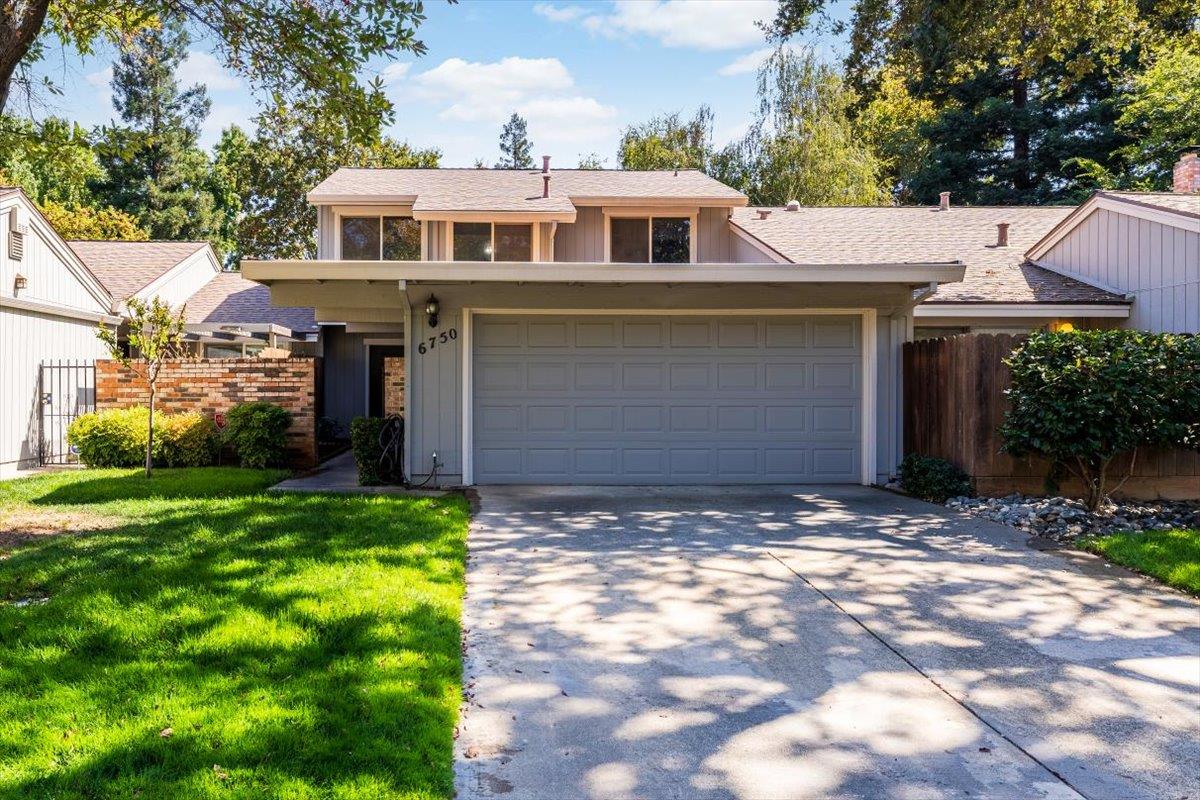 6750 Bertran Ct — photo
