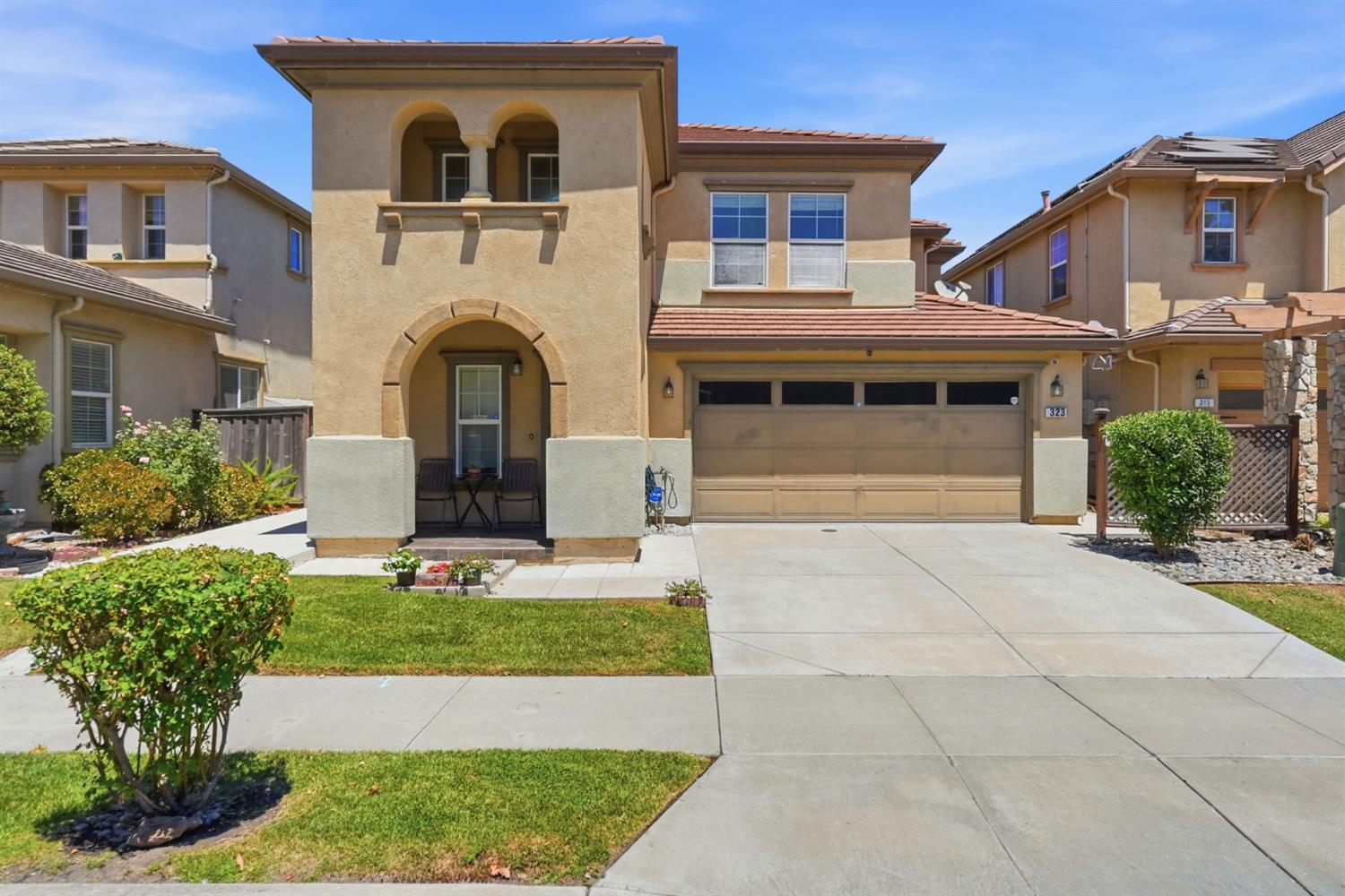 323 Autumn Rain Drive — photo