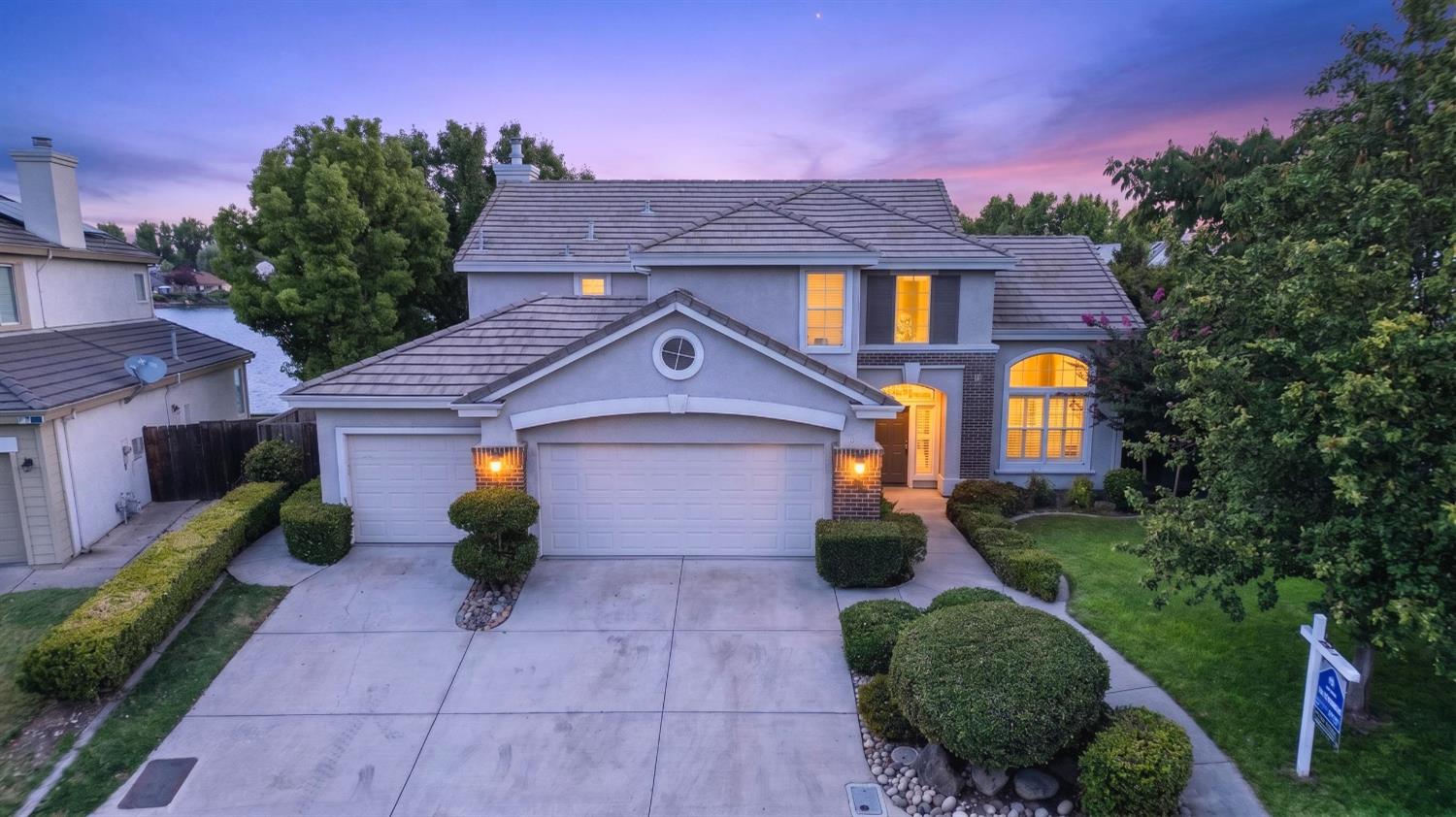 4231 Pinehurst Circle — photo