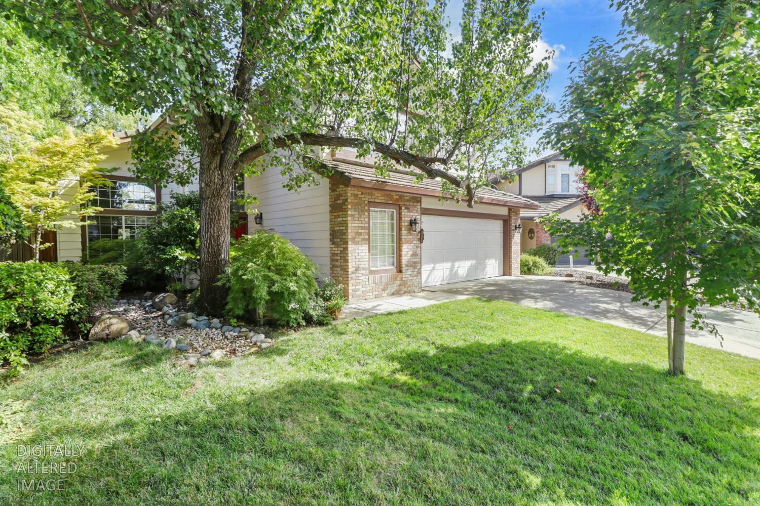 2424 Carr Court — photo