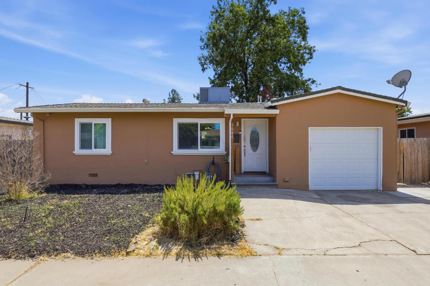 1006 Harris Street — photo