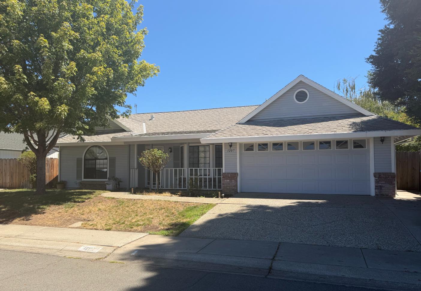 1207 Willow Creek Drive — photo