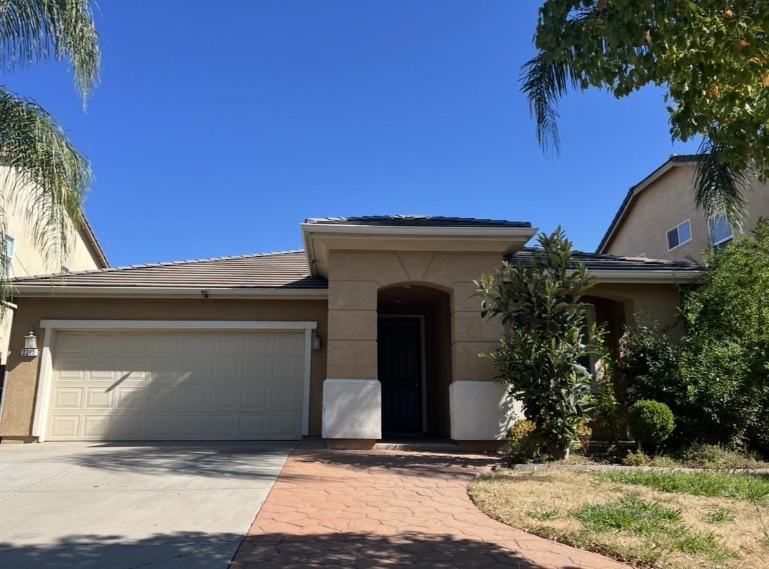 2211 Bennets Mill Way — photo