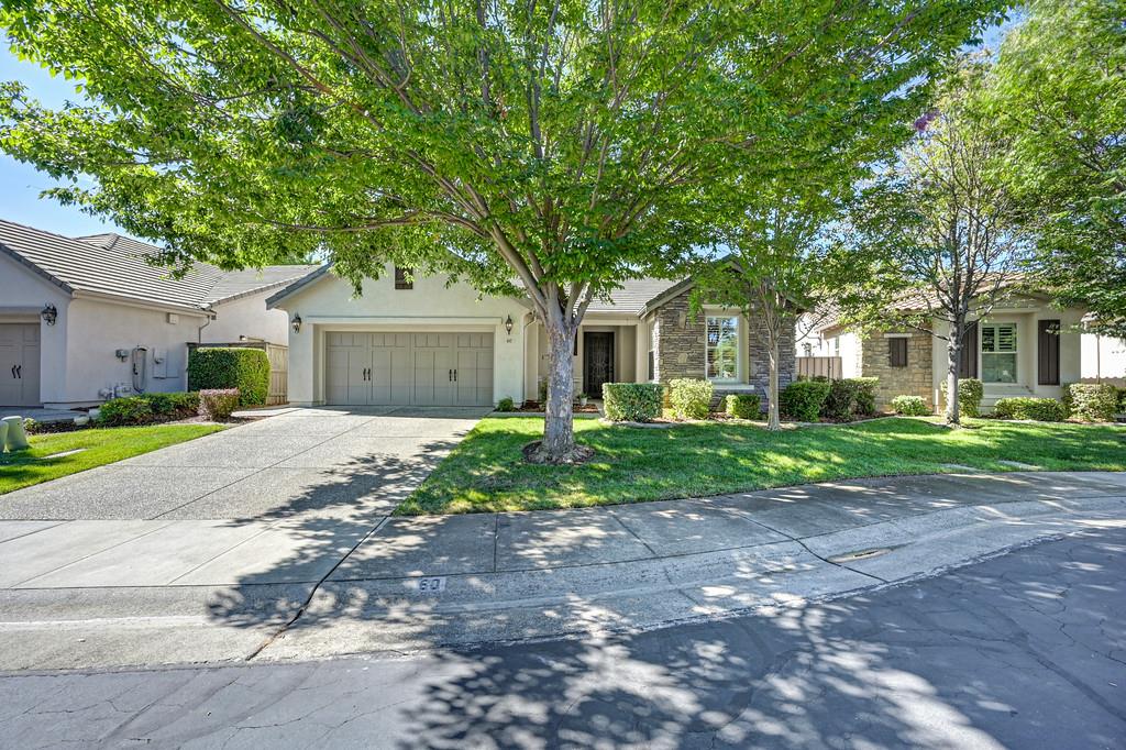 60 Montilla Circle — photo