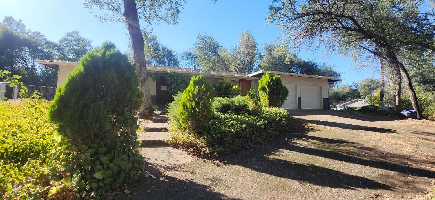 1942 Canyon Road, Redding, CA 96001 — photo 2