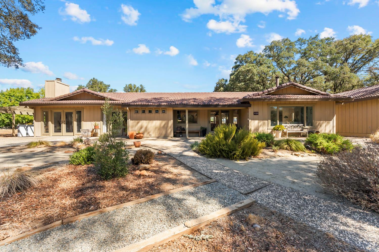1125 Wolf Creek Rd — photo