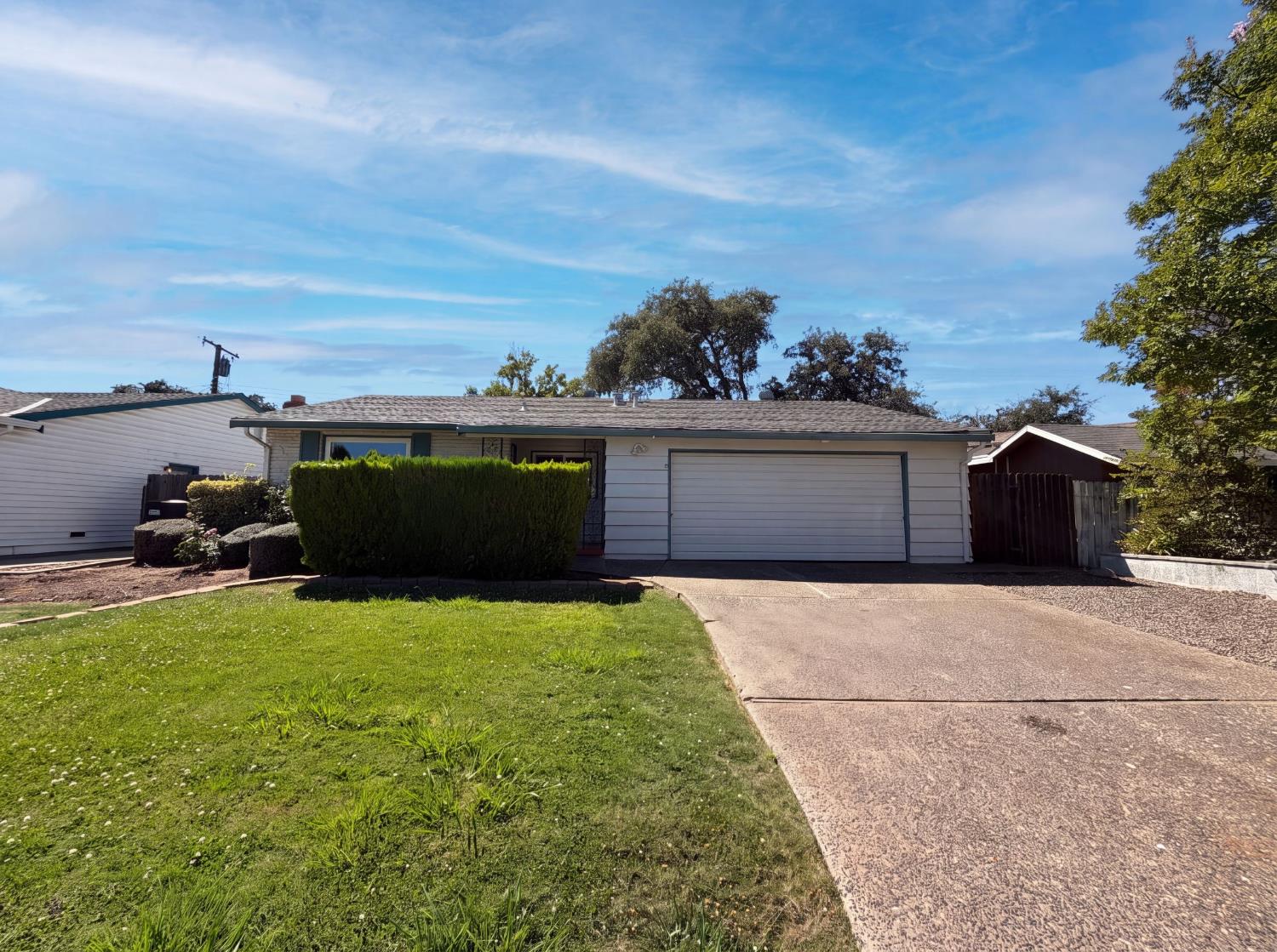 9630 Beachwood Drive — photo