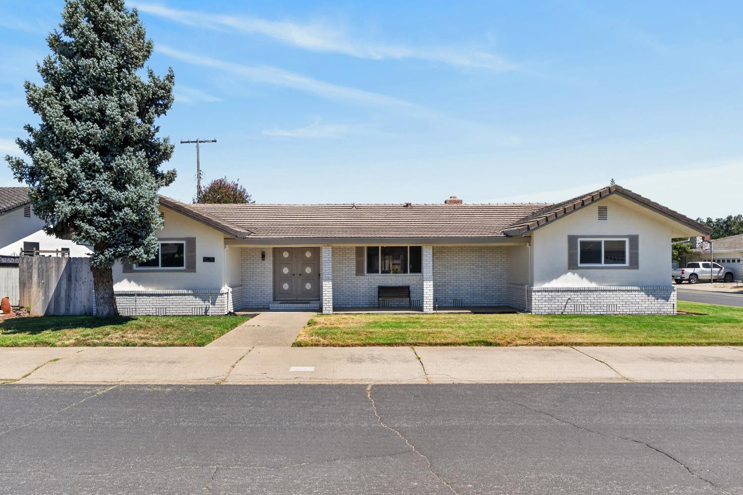 731 Birchwood Drive — photo